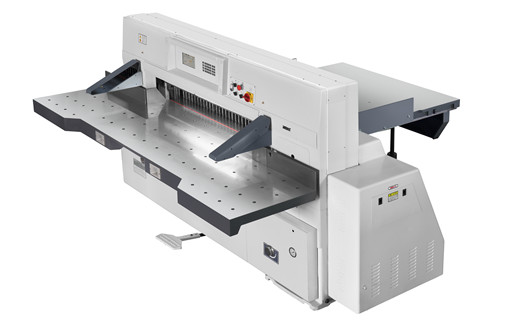 液壓切紙機操作時，需要注意哪些事項？