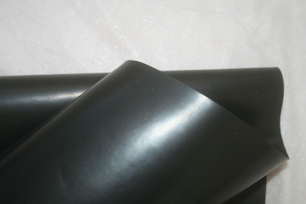 
                為什么商用橡膠板的銷售量與日俱增？
            