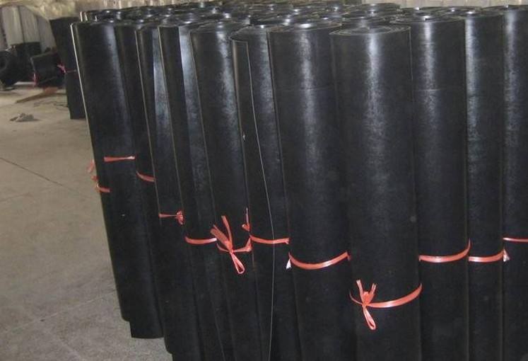 
                是什么原因?qū)е陆^緣橡膠板老化的呢？您知道多少？
            